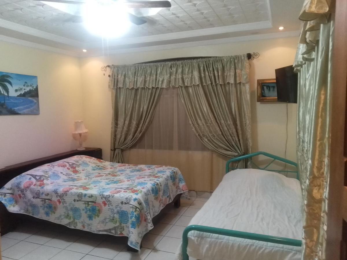 Alexander B&B Alajuela Dış mekan fotoğraf