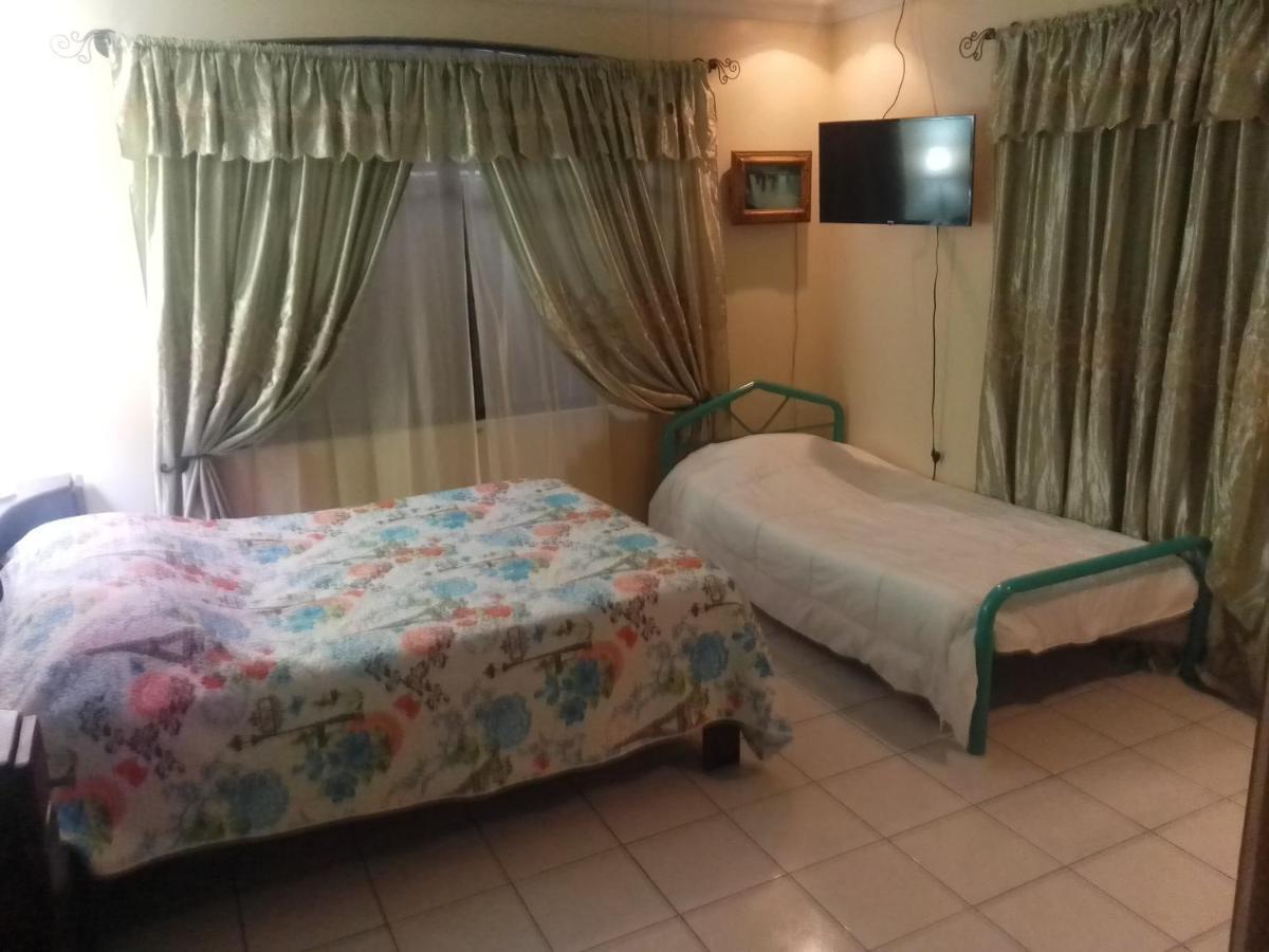 Alexander B&B Alajuela Dış mekan fotoğraf